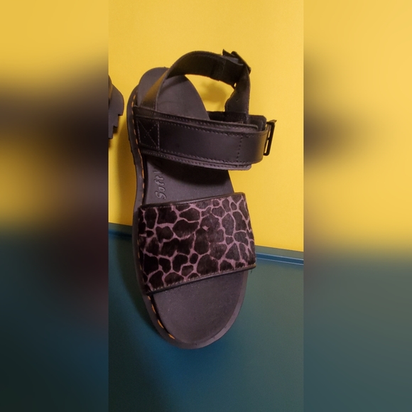 Dr. Martens voss sandals - Picture 2 of 16
